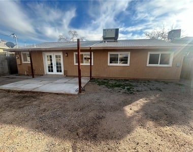 5900 Fawn Avenue - Photo Thumbnail 30