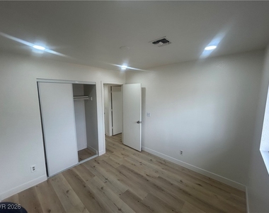 5900 Fawn Avenue - Photo Thumbnail 13
