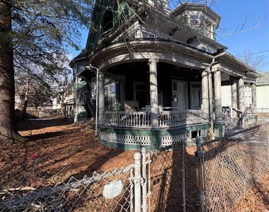 171 Chapin Street - Photo Thumbnail 12