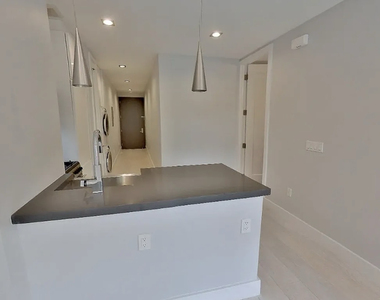 195 Stanton Street - Photo Thumbnail 1