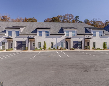 109 Chateau Drive - Photo Thumbnail 18