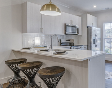 93 Chateau Drive - Photo Thumbnail 29