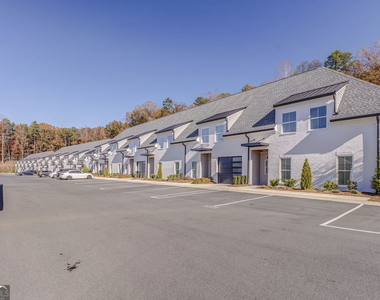 93 Chateau Drive - Photo Thumbnail 8