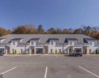 93 Chateau Drive - Photo Thumbnail 14