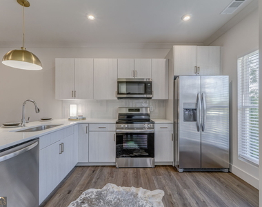 93 Chateau Drive - Photo Thumbnail 23