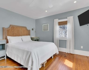 321 14th Avenue - Photo Thumbnail 16