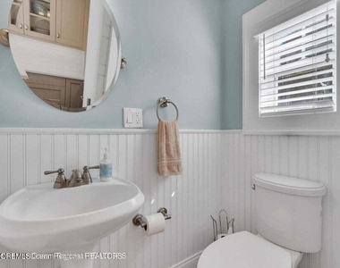 321 14th Avenue - Photo Thumbnail 13