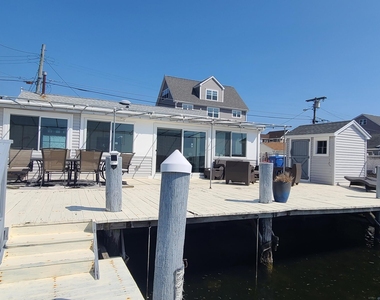 259 Joseph Street - Photo Thumbnail 7