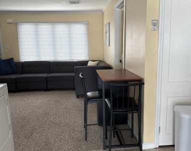 259 Joseph Street - Photo Thumbnail 24