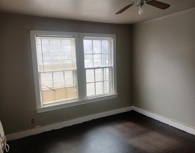 144 Merrick Street - Photo Thumbnail 10