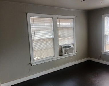 144 Merrick Street - Photo Thumbnail 9