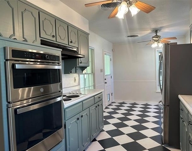 3616 Harwen Terrace - Photo Thumbnail 5