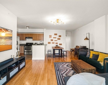 471 Ne 25th Street - Photo Thumbnail 11