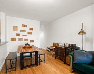 471 Ne 25th Street - Photo Thumbnail 10