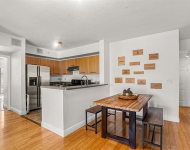 471 Ne 25th Street - Photo Thumbnail 14