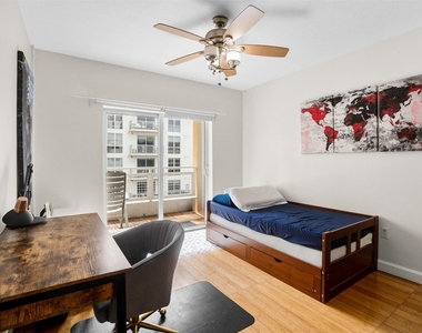 471 Ne 25th Street - Photo Thumbnail 21
