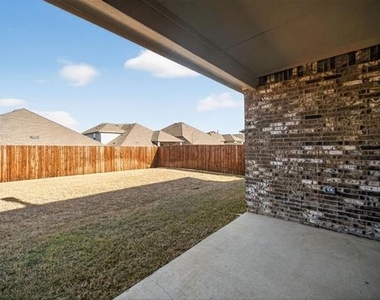 10601 Autumn Leaves Lane - Photo Thumbnail 27