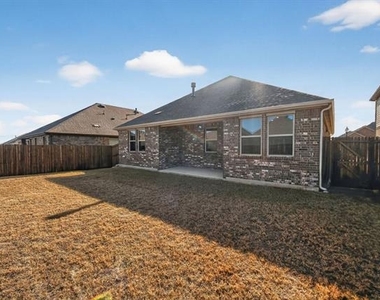 10601 Autumn Leaves Lane - Photo Thumbnail 30