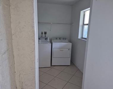 2966 Coral Springs Drive - Photo Thumbnail 7