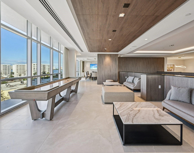 220 Lake Shore Drive - Photo Thumbnail 15