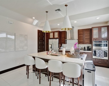 15501 Nw 88th Avenue - Photo Thumbnail 61