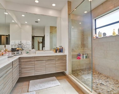 15501 Nw 88th Avenue - Photo Thumbnail 52