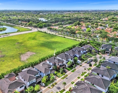 15501 Nw 88th Avenue - Photo Thumbnail 2