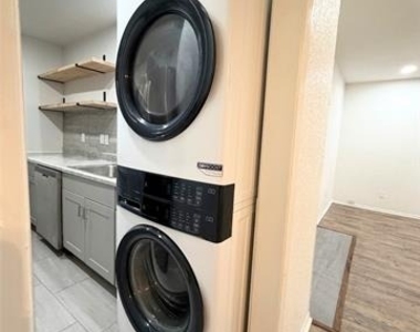 2803 Rio Branco Street - Photo Thumbnail 11