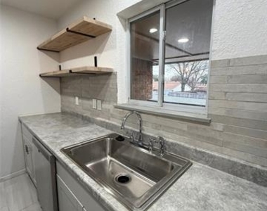 2803 Rio Branco Street - Photo Thumbnail 7