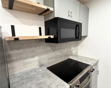 2803 Rio Branco Street - Photo Thumbnail 8