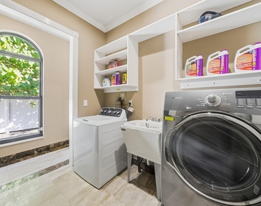 10270 Sw 58th Street - Photo Thumbnail 18