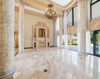 10270 Sw 58th Street - Photo Thumbnail 6