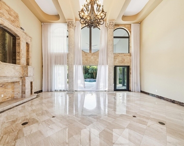 10270 Sw 58th Street - Photo Thumbnail 5