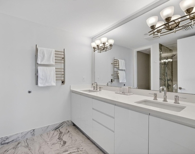 612 Bayshore Drive - Photo Thumbnail 18