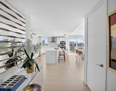 612 Bayshore Drive - Photo Thumbnail 37