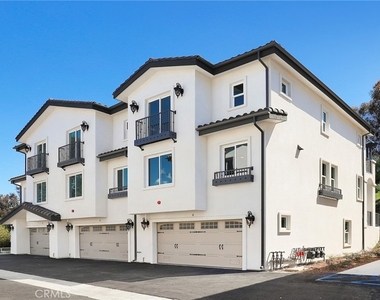 1 Spyglass Avenue - Photo Thumbnail 28
