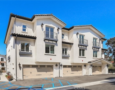 1 Spyglass Avenue - Photo Thumbnail 3