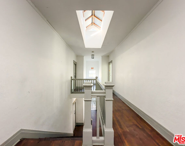 908 S Normandie Avenue - Photo Thumbnail 7