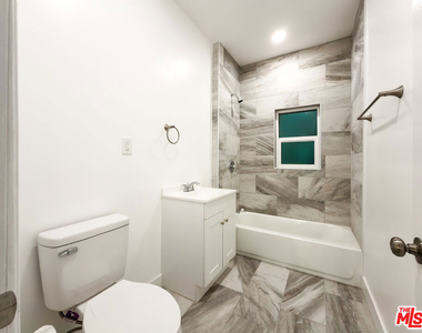 908 S Normandie Avenue - Photo Thumbnail 12