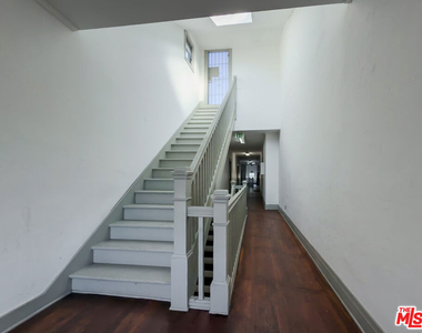 908 S Normandie Avenue - Photo Thumbnail 6