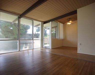 11133 Rose Avenue - Photo Thumbnail 12