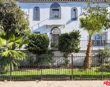 504 S Rampart Boulevard - Photo Thumbnail 2
