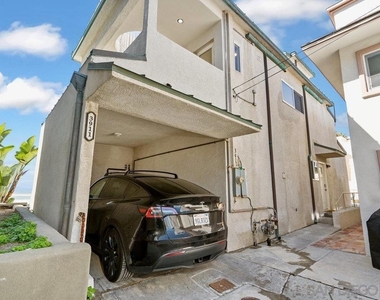 3911 Ocean Front Walk - Photo Thumbnail 25