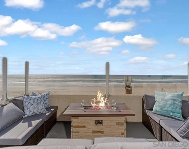 3911 Ocean Front Walk - Photo Thumbnail 10