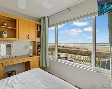 3911 Ocean Front Walk - Photo Thumbnail 9