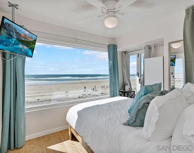 3911 Ocean Front Walk - Photo Thumbnail 2
