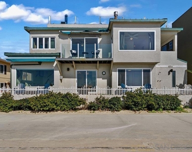 3911 Ocean Front Walk - Photo Thumbnail 6