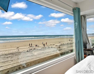 3911 Ocean Front Walk - Photo Thumbnail 17