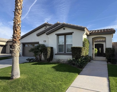 81165 Desert Sage Court - Photo Thumbnail 1