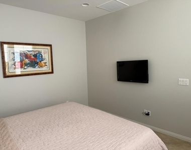 81165 Desert Sage Court - Photo Thumbnail 14